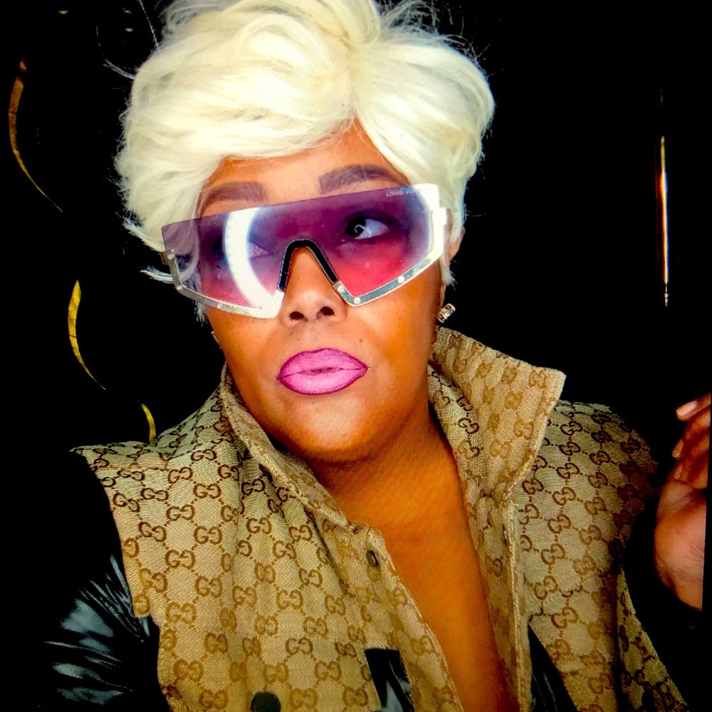 Meet your Posher, Kimber